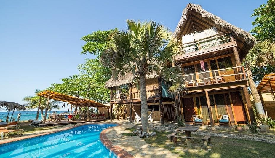 Ecolodge excepcional justo en la playa en Cabarete en Cabarete — En venta