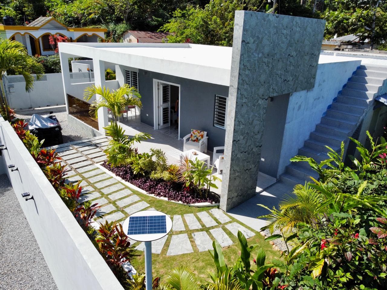 Nueva villa de 2 habitaciones recién construida en Los Puentes, Las Terrenas — En venta