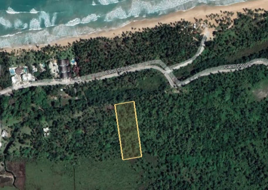 Terreno cerca de la playa de Cosón en Cosón, Las Terrenas — En venta
