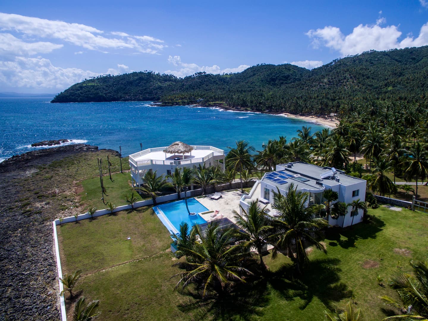 Oportunidad de inversión: villa de lujo frente al mar en la Bahía de Samaná en Samaná — En venta
