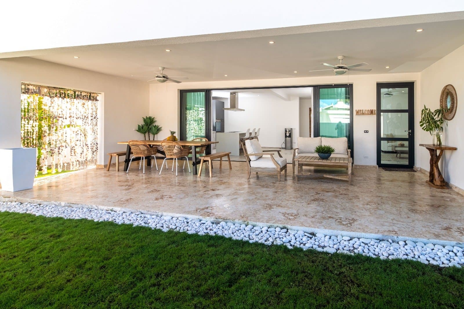 2BR condo at 90 meters from popy beach in Punta Popy, Las Terrenas — For sale