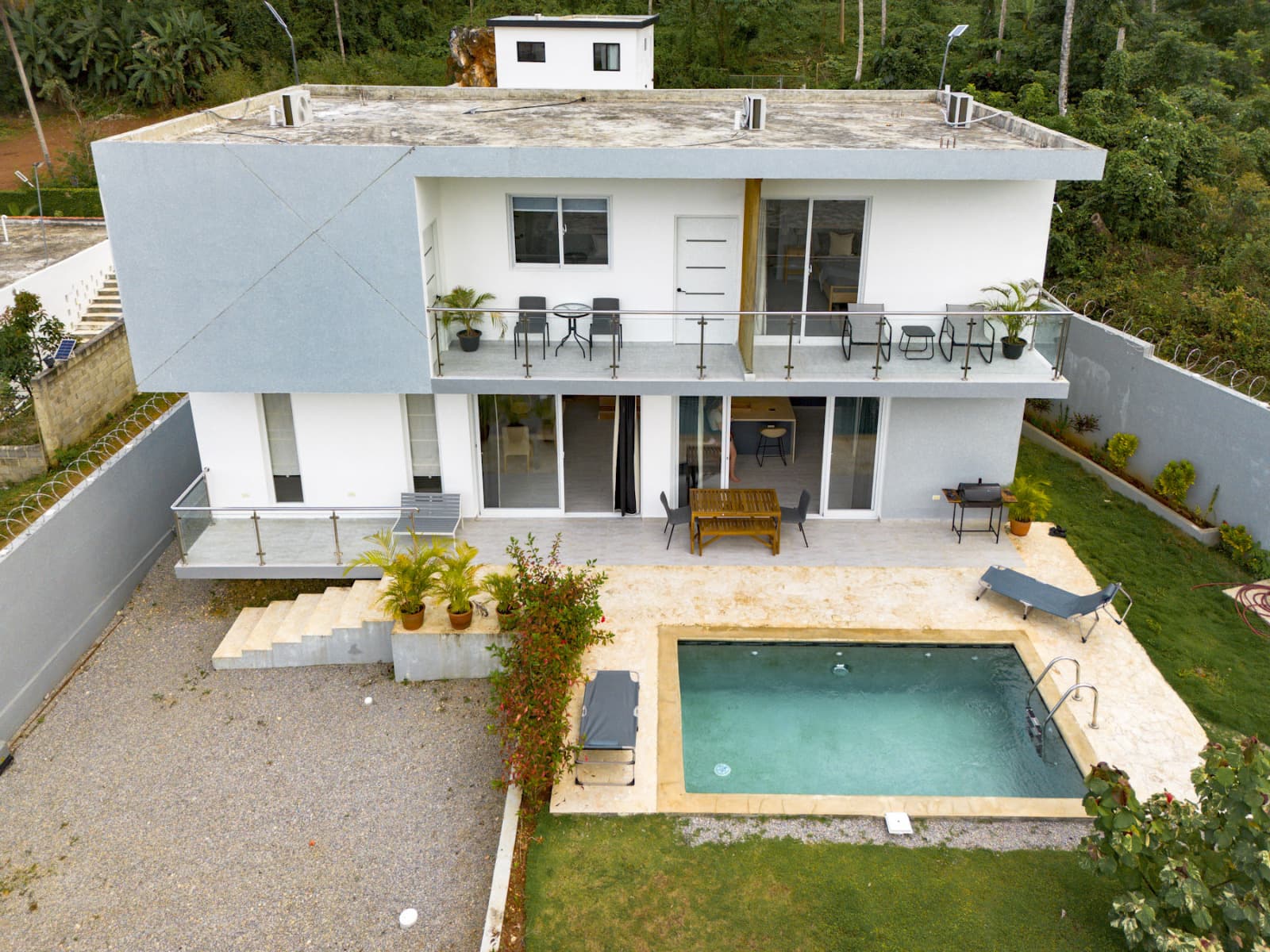 Modern 3BR Villa in Hoyo de Cacao en Hoyo Cacao, Las Terrenas — En venta