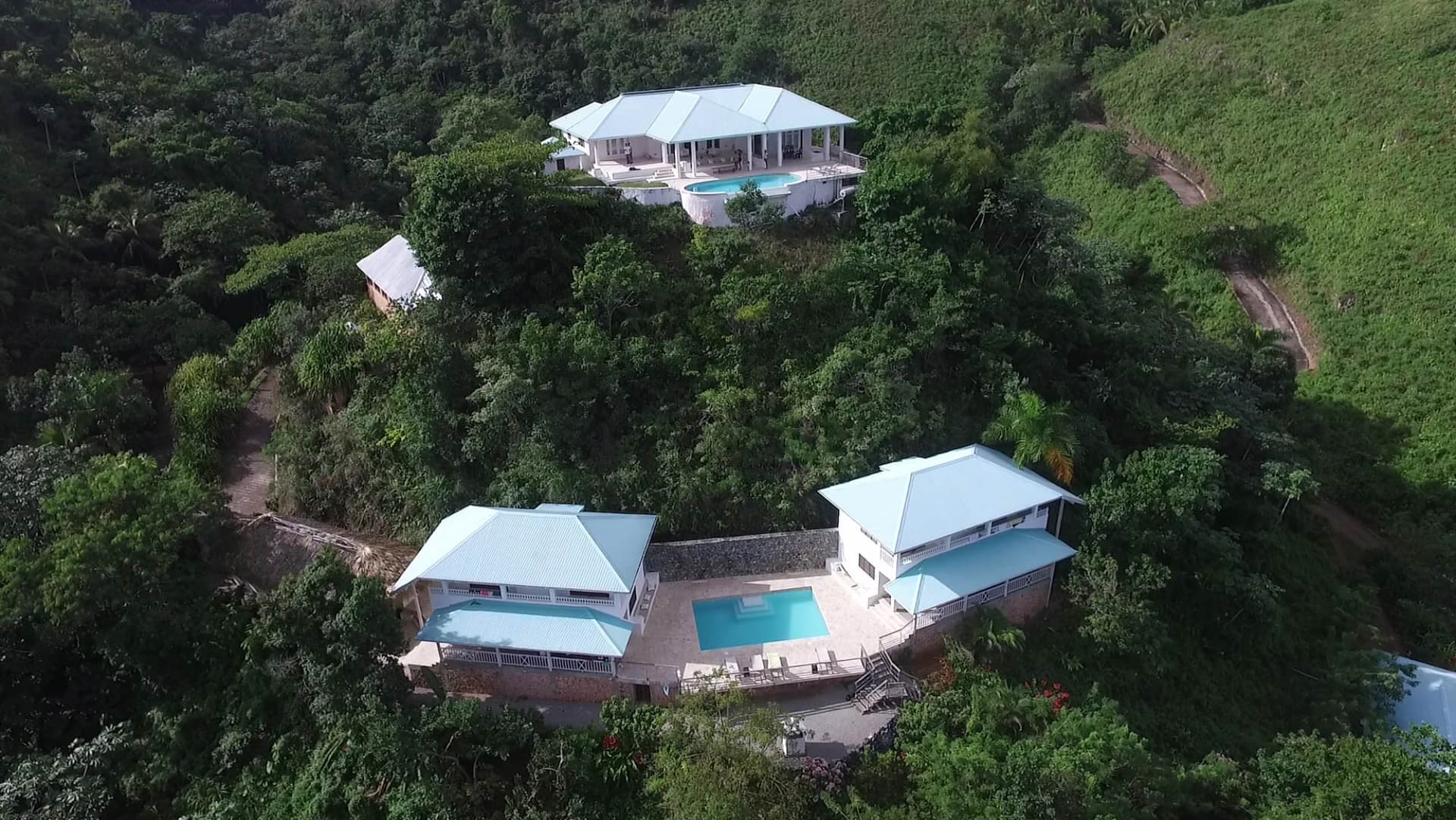 Propiedad excepcional con ingresos por alquiler constantes en Cosón, Las Terrenas — En venta