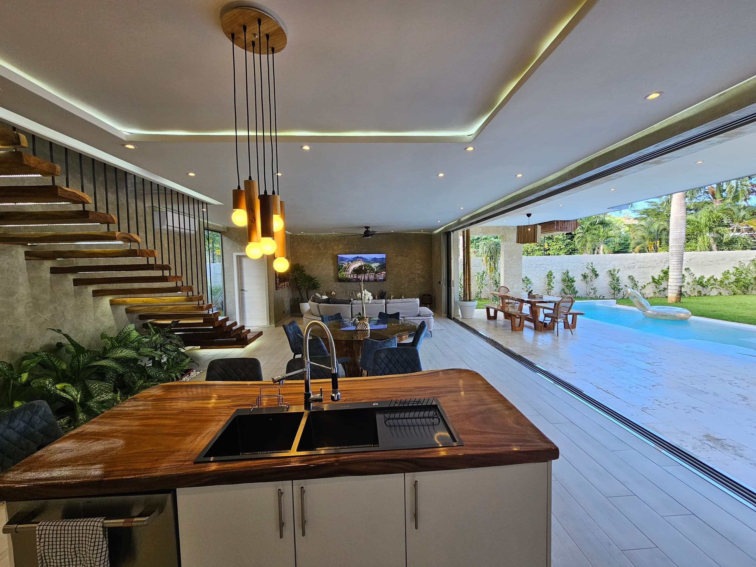 Villa de 3 habitaciones con acabados de alta calidad en Abra Grande, Las Terrenas — En venta