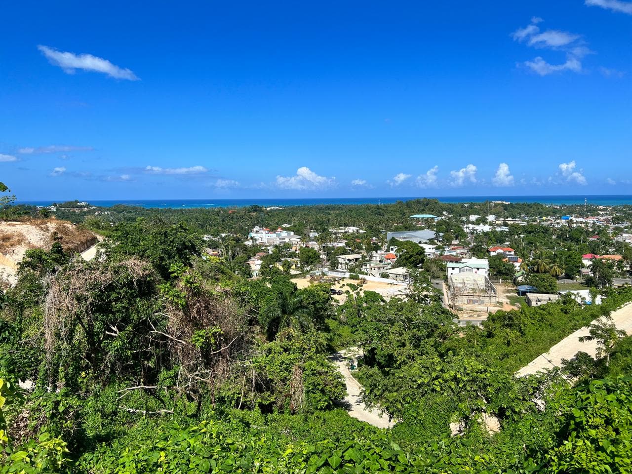 Solar con vista al mar en el Boulevard en Center Town, Las Terrenas — En venta