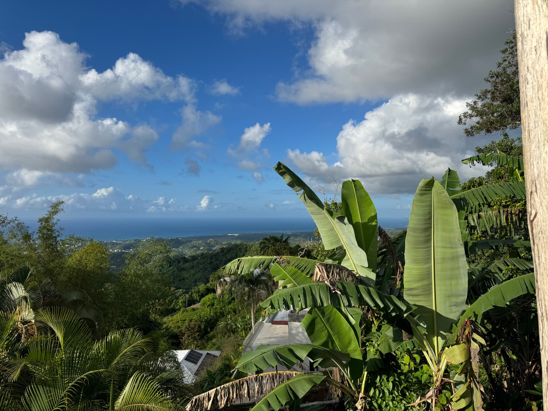 Villa con vista panorámica al mar, tu refugio privado en la colina en Los Puentes, Las Terrenas — En venta